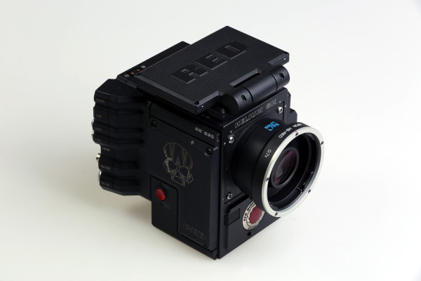 Kipon Objektivadapter für RED auf Hasselblad V